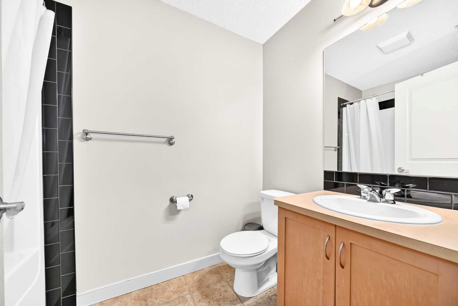 5601, 11811 Lake Fraser Drive SE