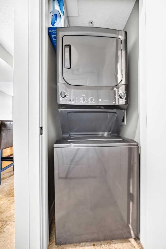 5601, 11811 Lake Fraser Drive SE