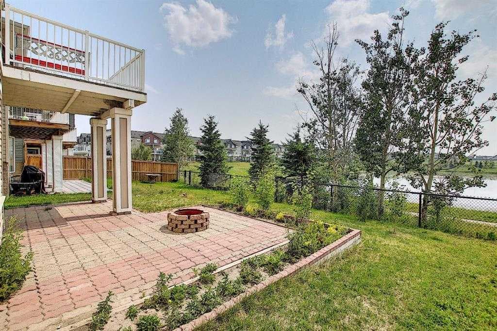 45 Redstone Drive NE