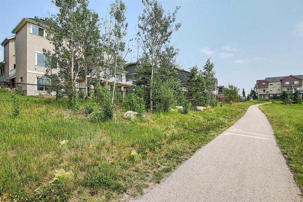 45 Redstone Drive NE