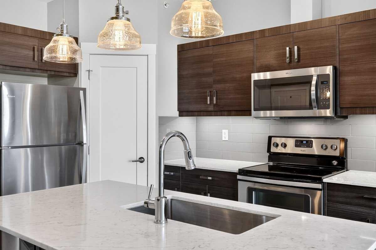 418, 10 Walgrove Walk SE