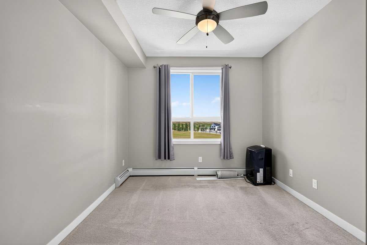 418, 10 Walgrove Walk SE