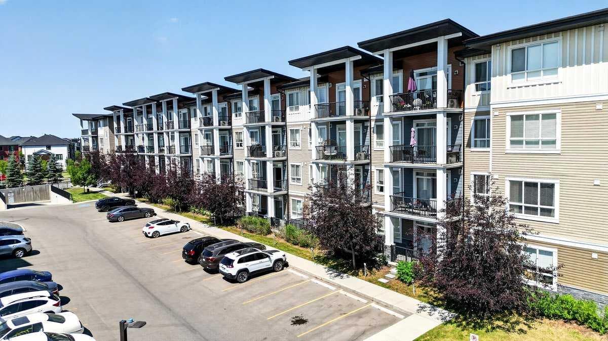418, 10 Walgrove Walk SE