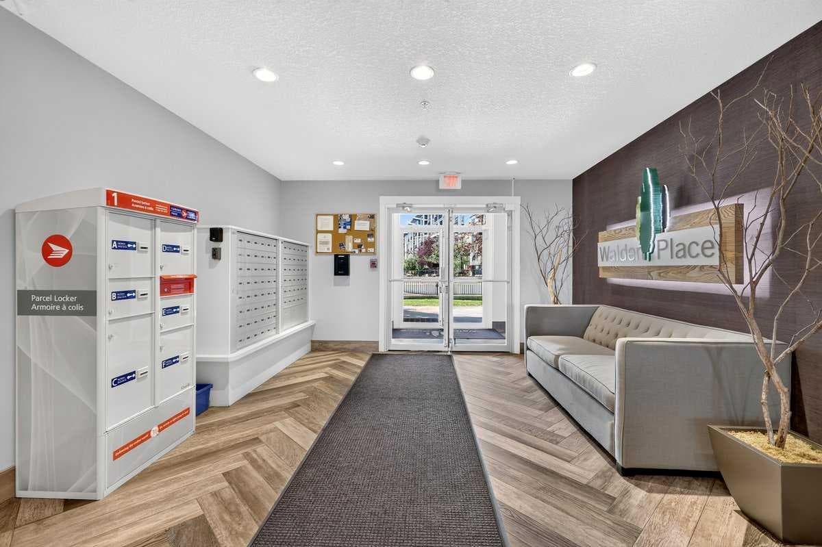418, 10 Walgrove Walk SE