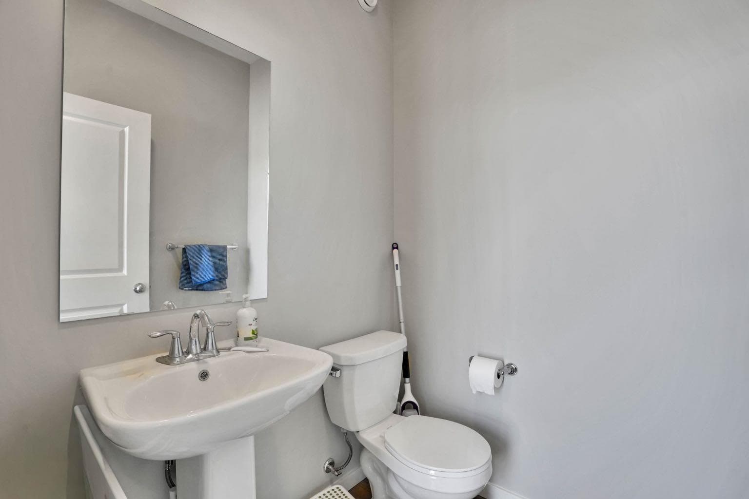 152 Belmont Way SW