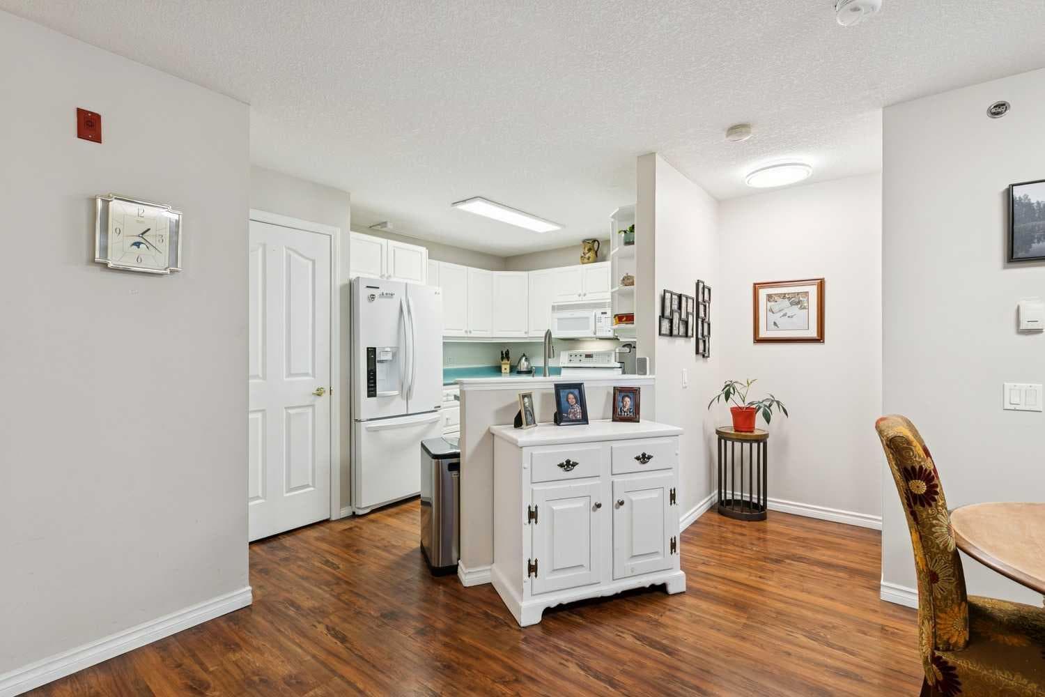 3238, 1818 Simcoe Boulevard SW