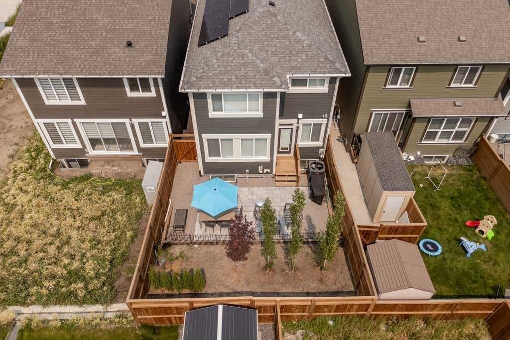 338 Magnolia Way SE