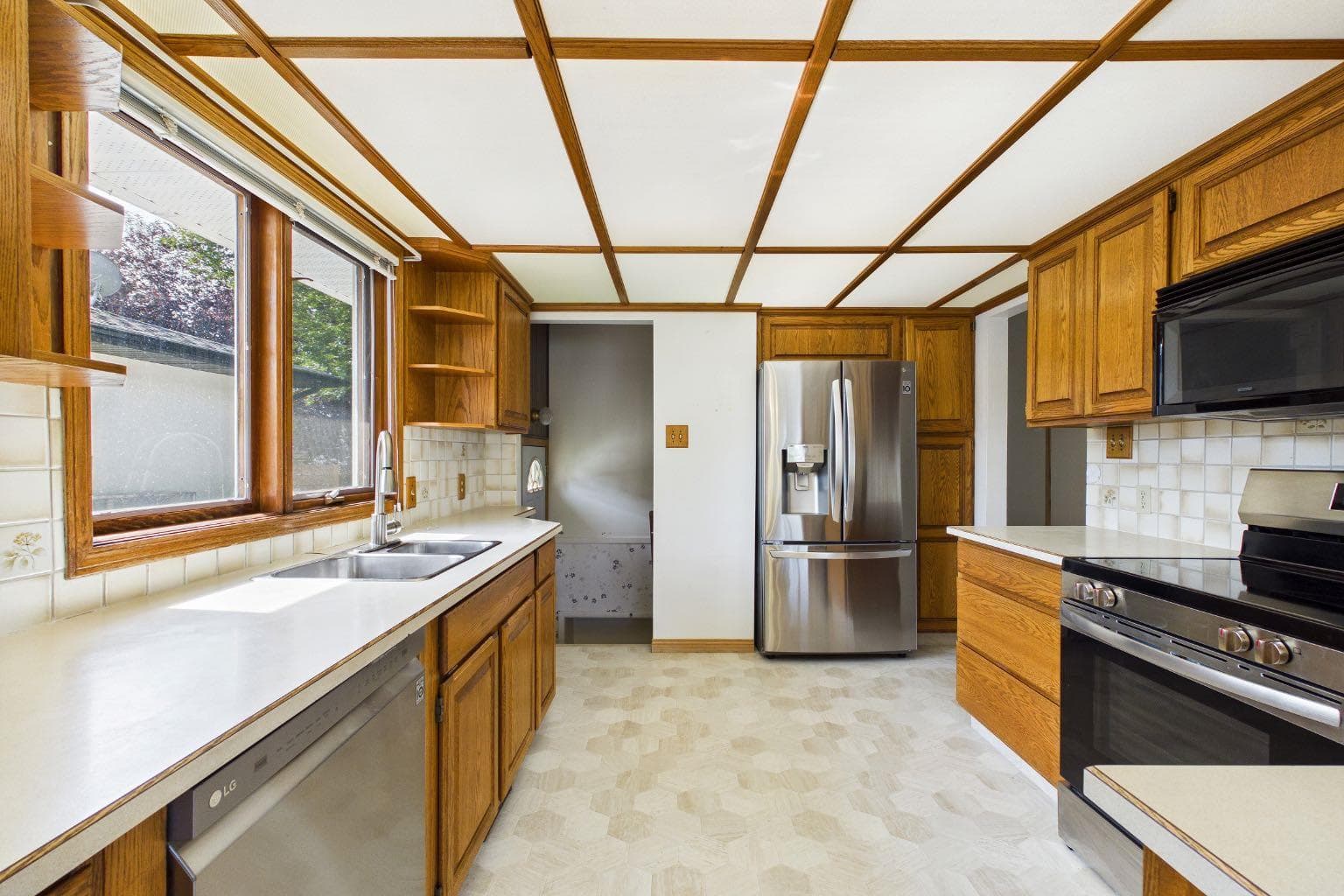 83 Westover Drive SW