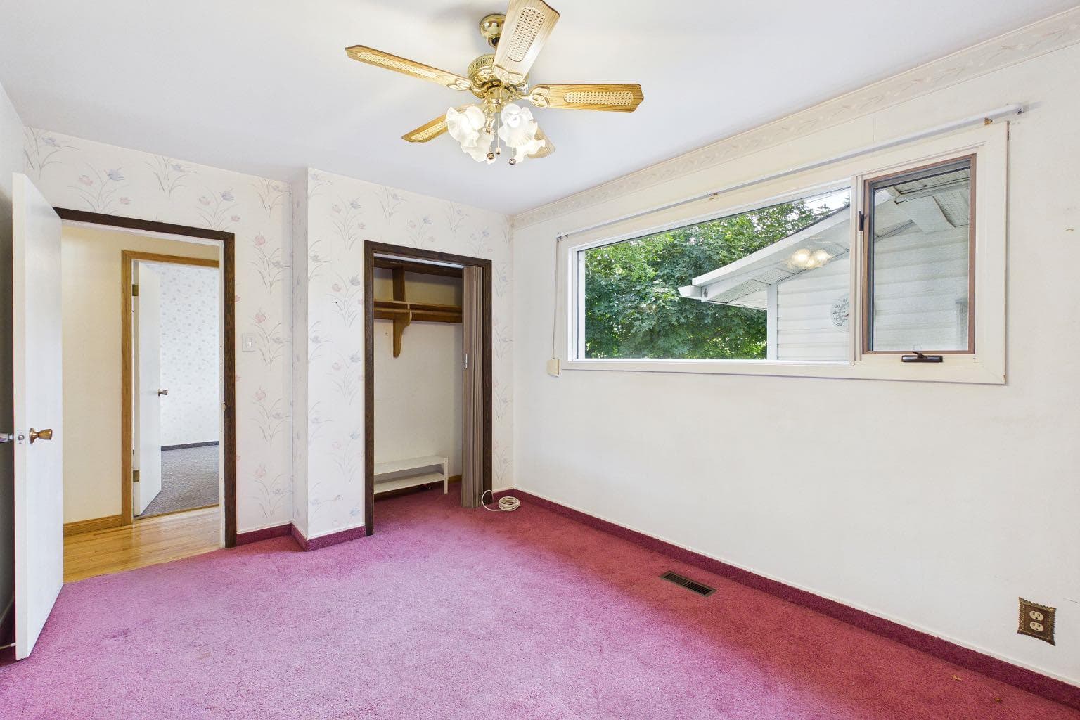 83 Westover Drive SW