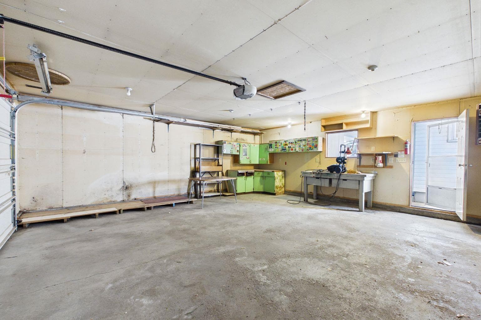 83 Westover Drive SW
