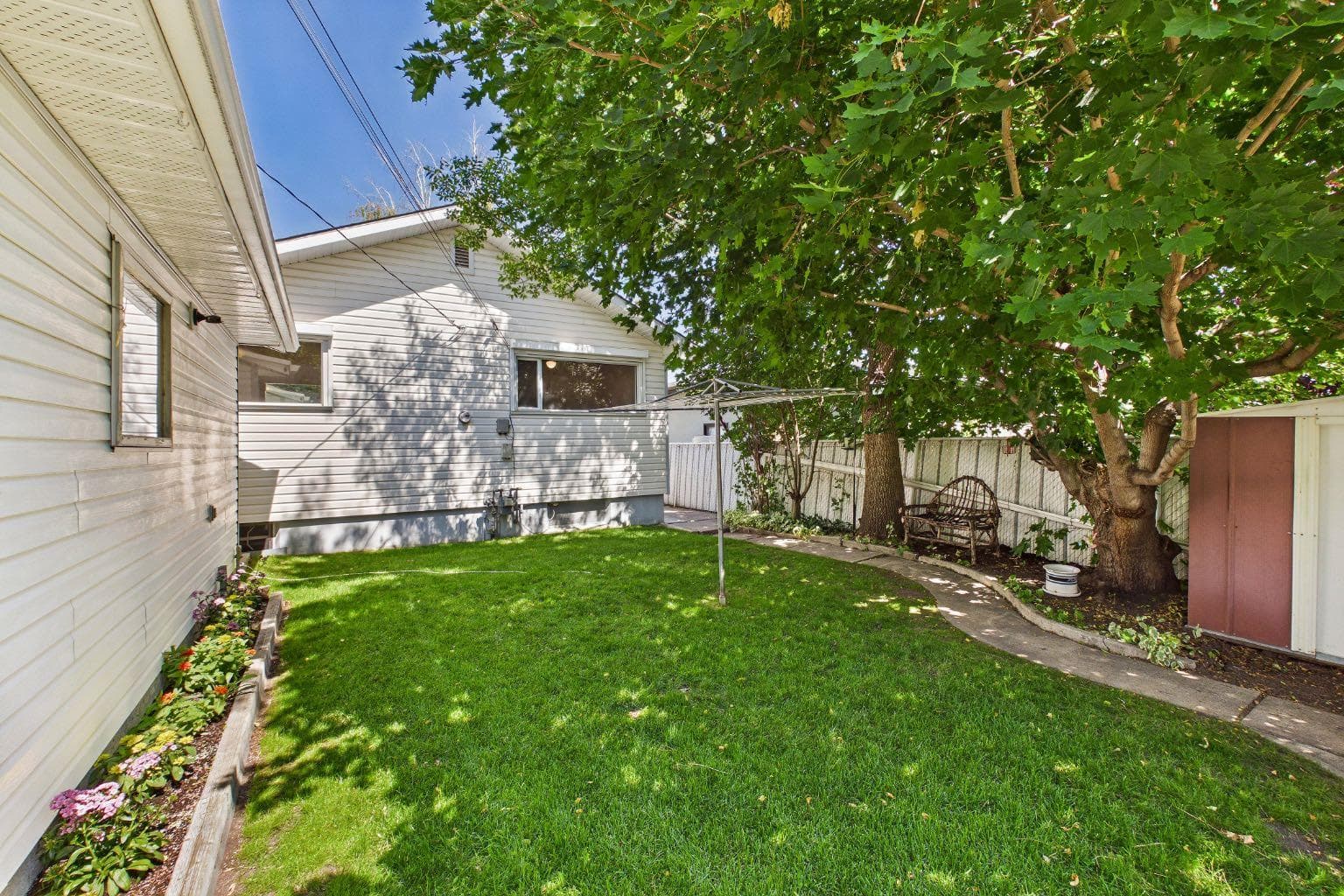 83 Westover Drive SW