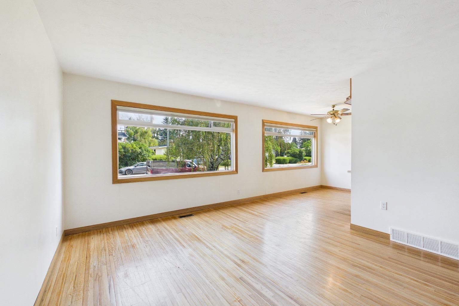 83 Westover Drive SW