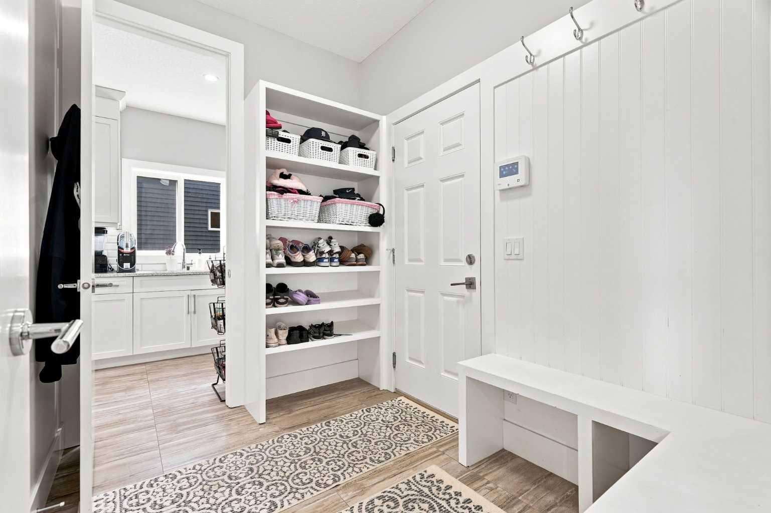 114 Kinniburgh Road 