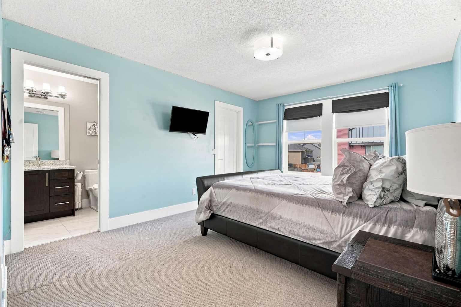 114 Kinniburgh Road 