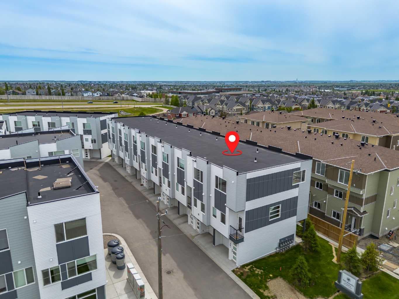 202, 101 Panatella Square NW