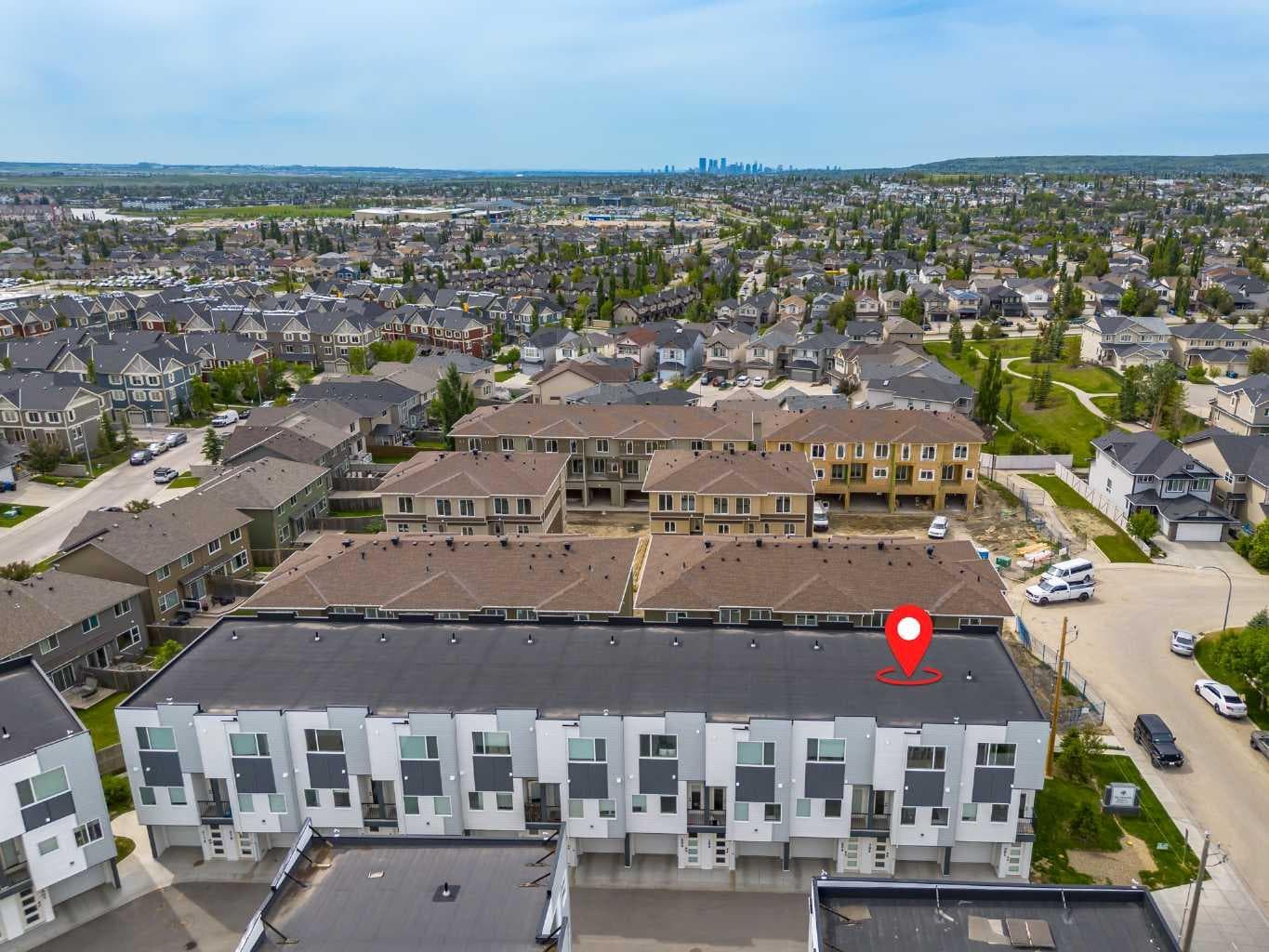202, 101 Panatella Square NW