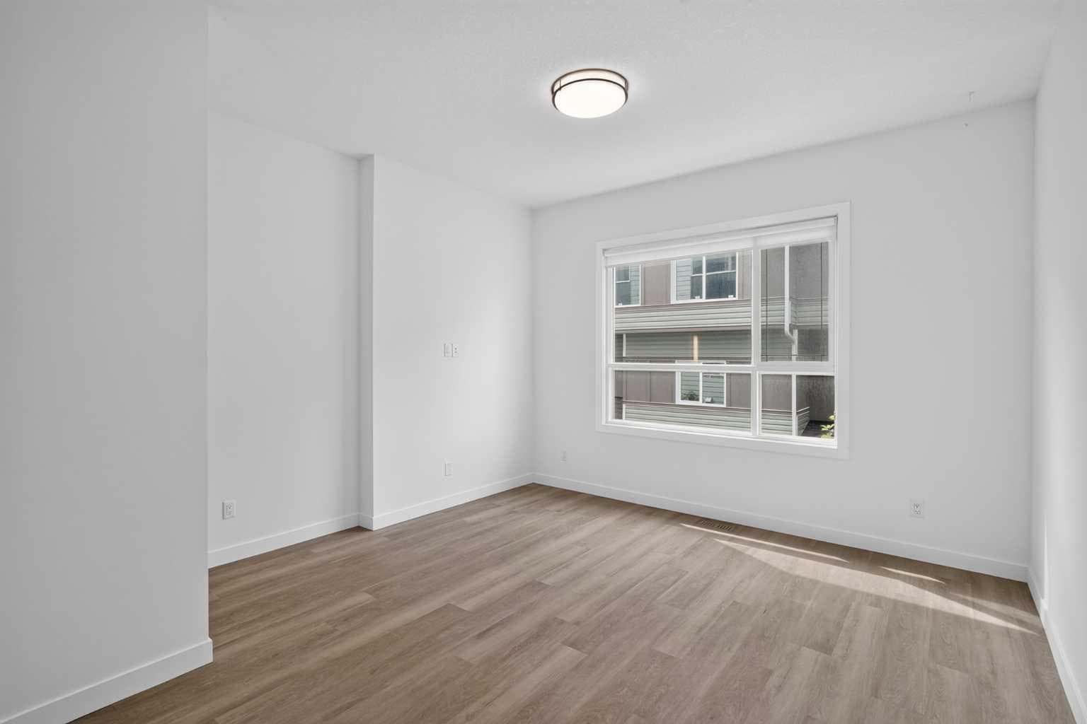 202, 101 Panatella Square NW