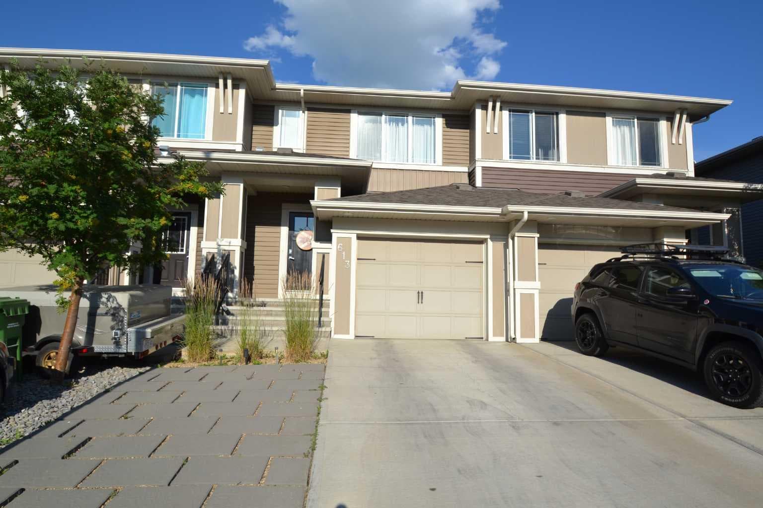 613 Hillcrest Road SW
