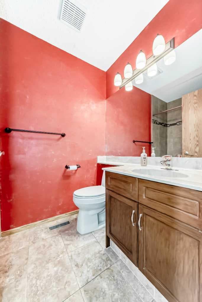 16 Edenwold Green NW