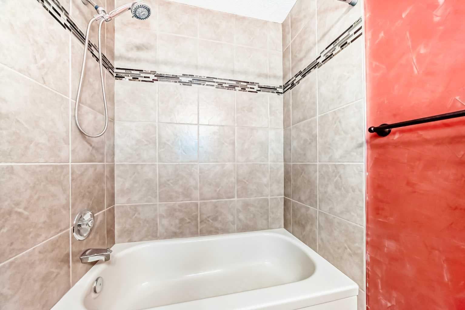16 Edenwold Green NW