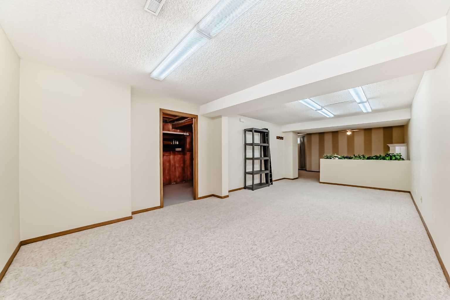 16 Edenwold Green NW