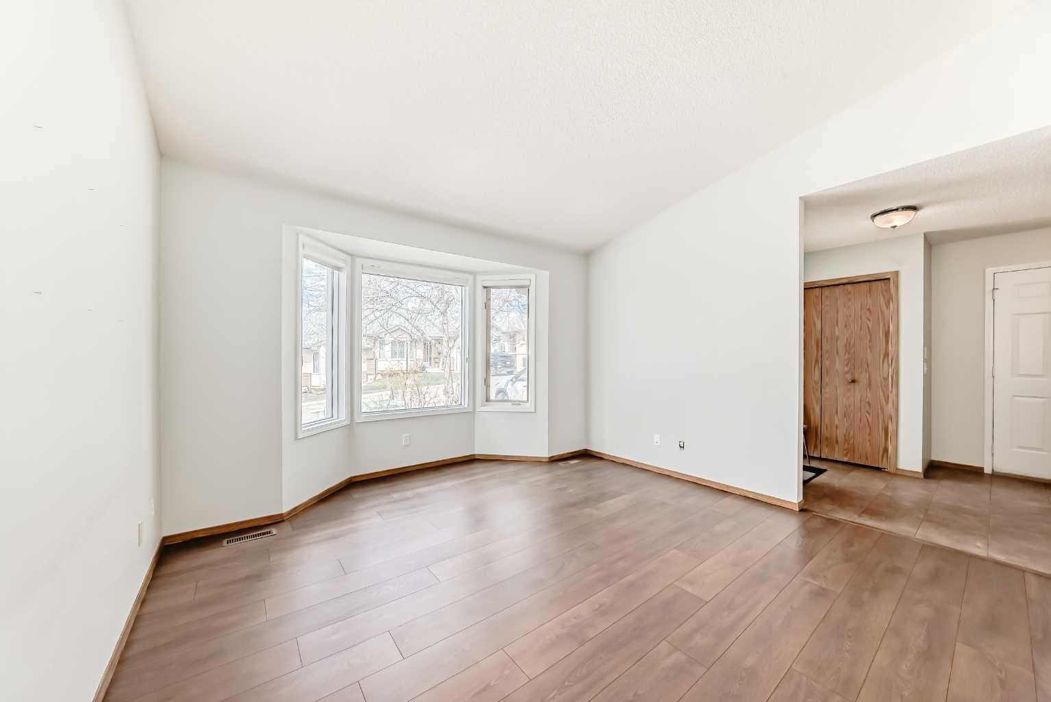 16 Edenwold Green NW