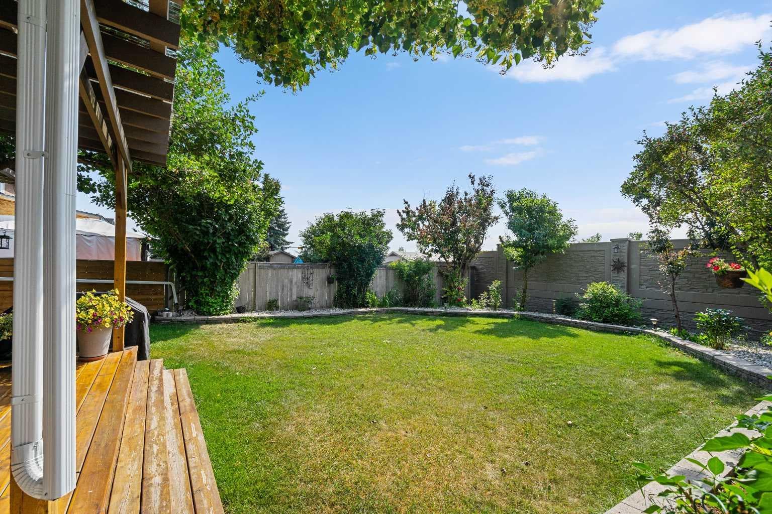 232 Harvest Glen Place NE