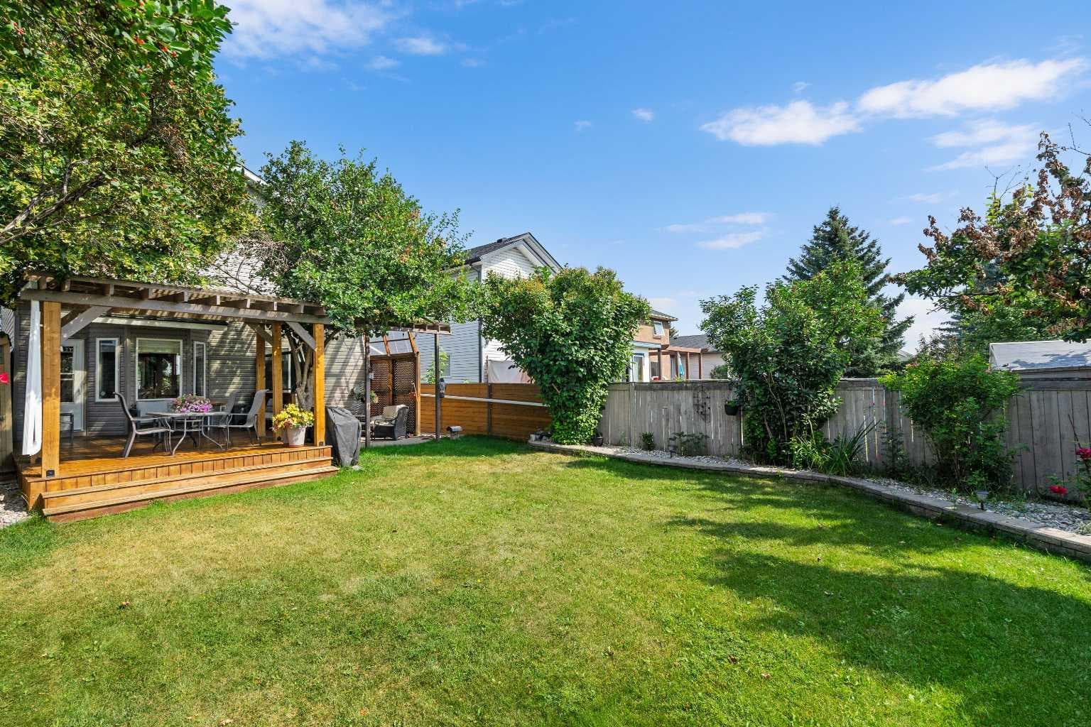 232 Harvest Glen Place NE