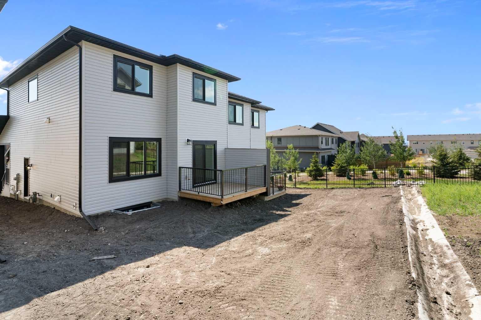 83 Heritage Manor 