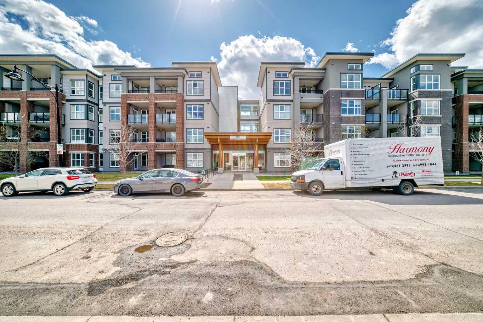3210, 95 Burma Star Road SW
