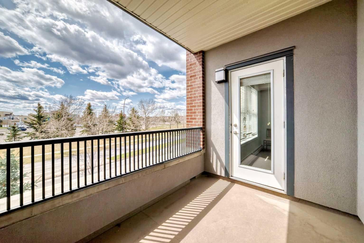 3210, 95 Burma Star Road SW