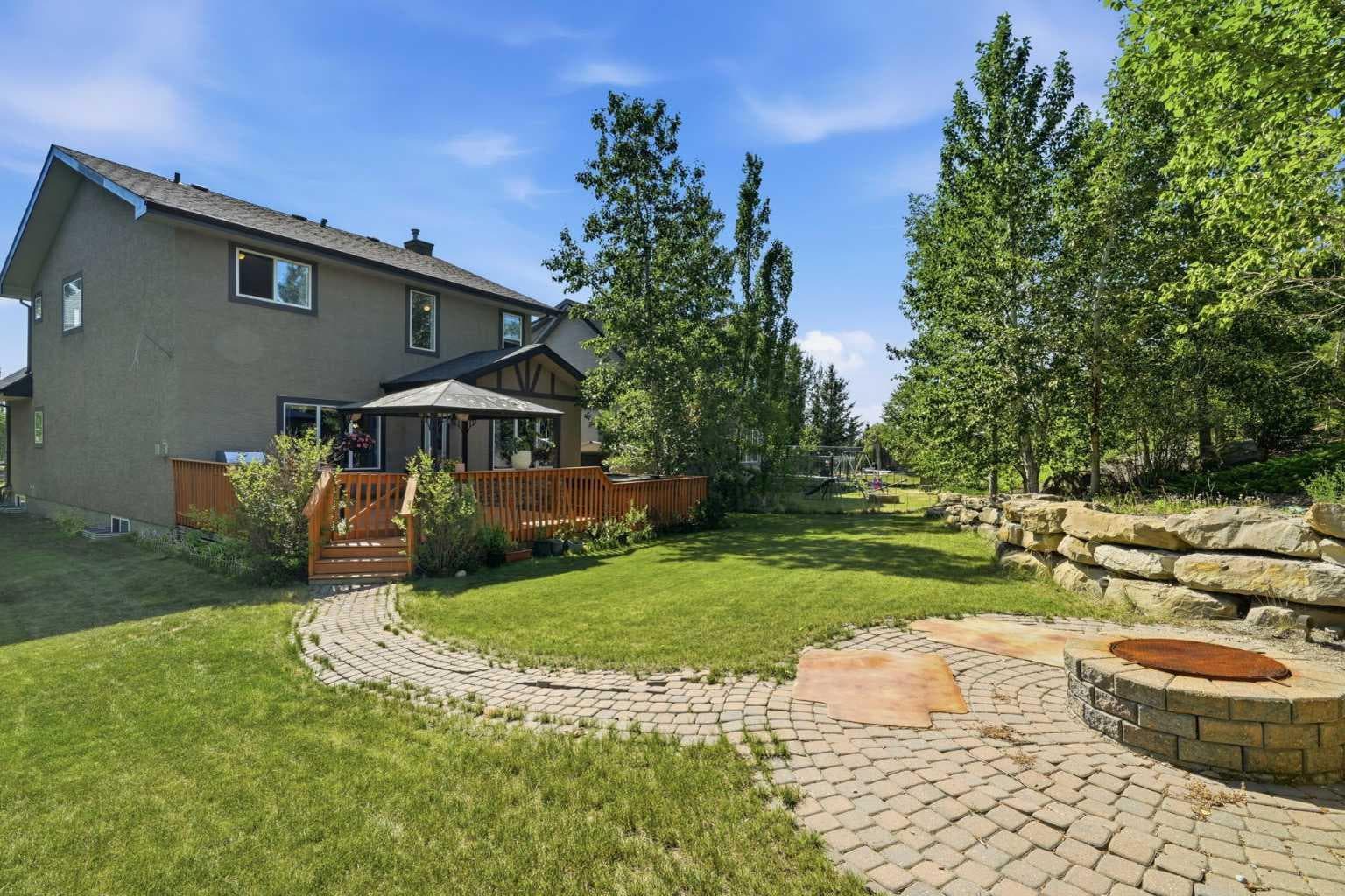 242 Tusslewood Grove NW