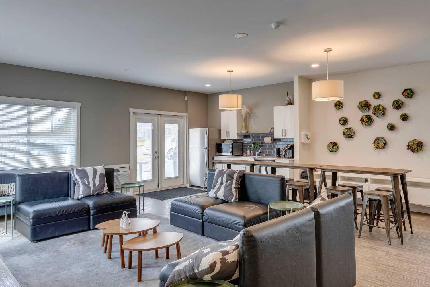 2115, 181 Skyview Ranch Manor NE