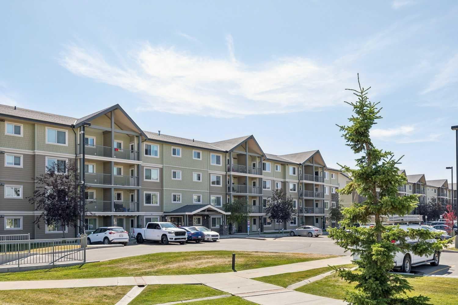 2115, 181 Skyview Ranch Manor NE