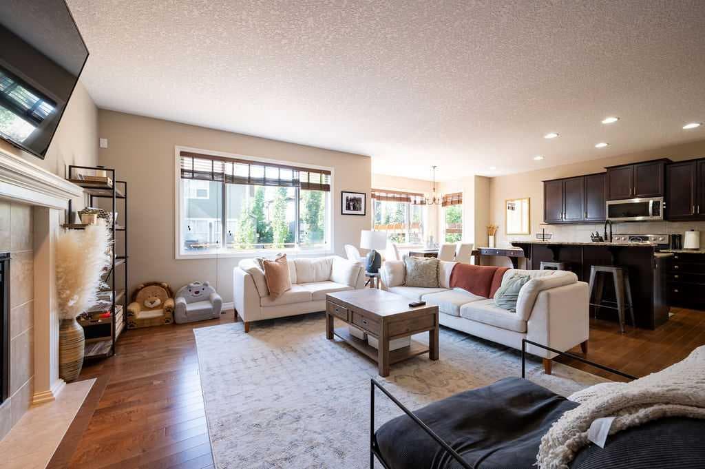 21 Chaparral Valley Court SE