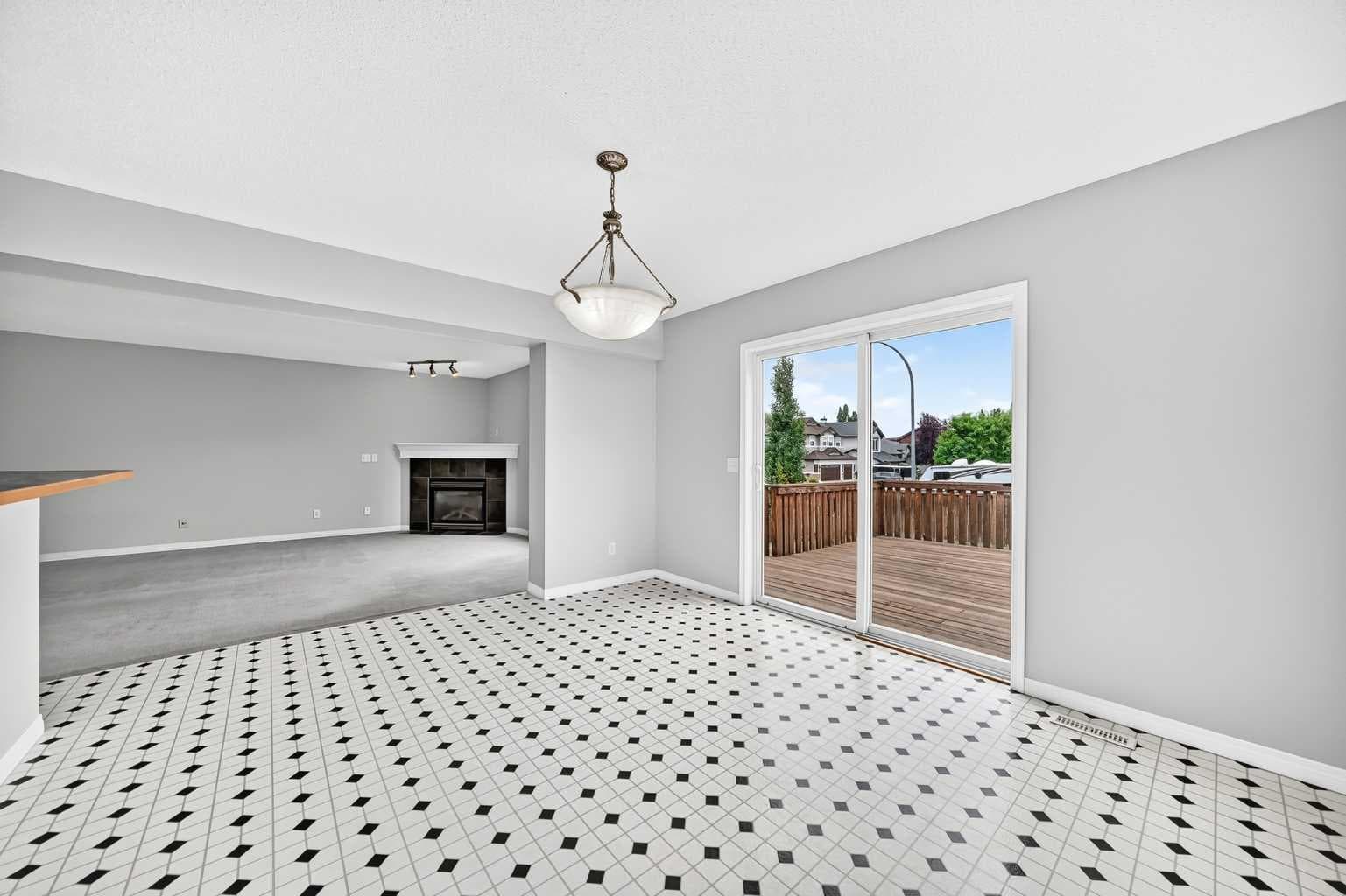 171 Oakmere Green 