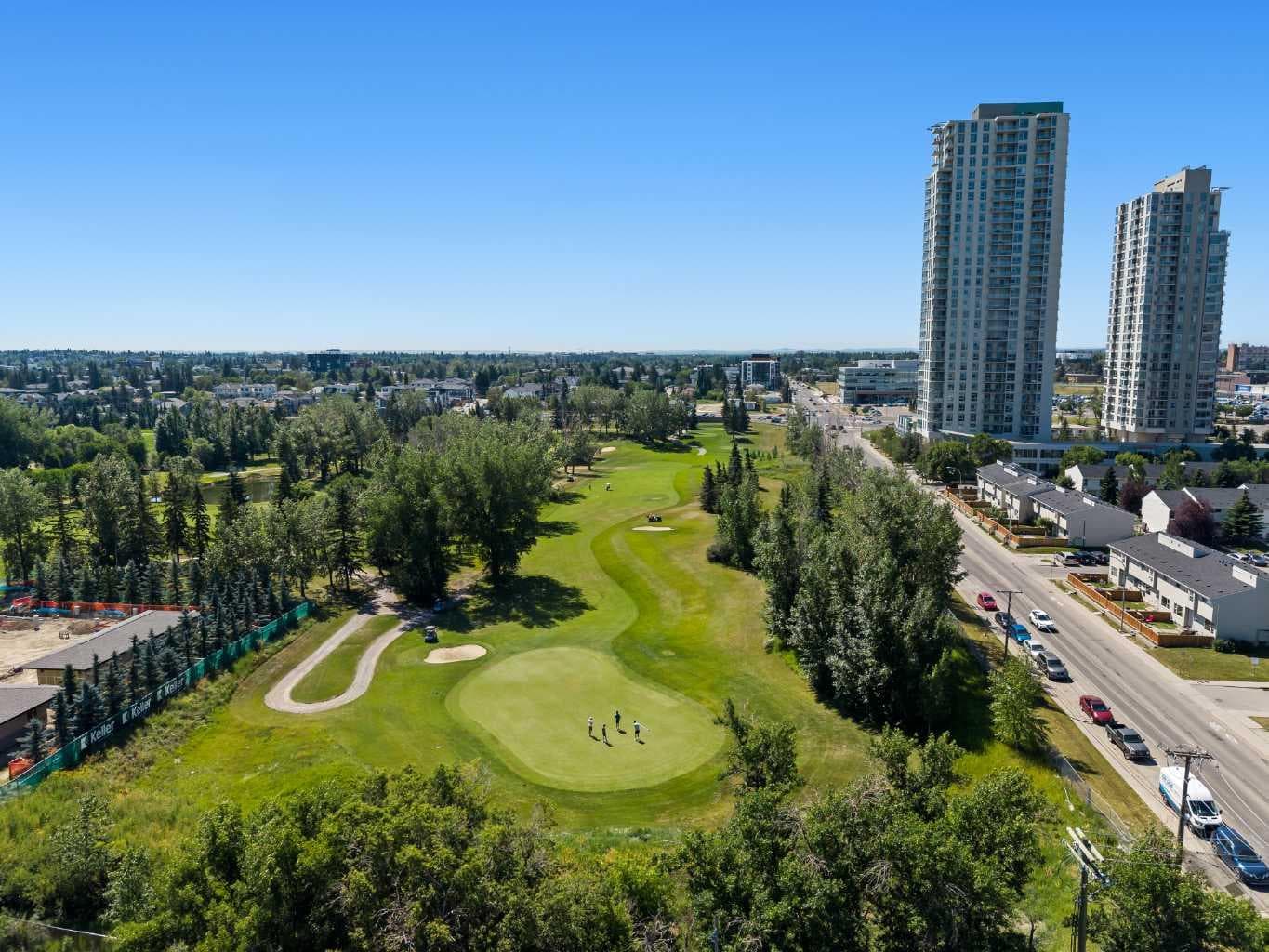 3, 3355 Spruce Drive SW