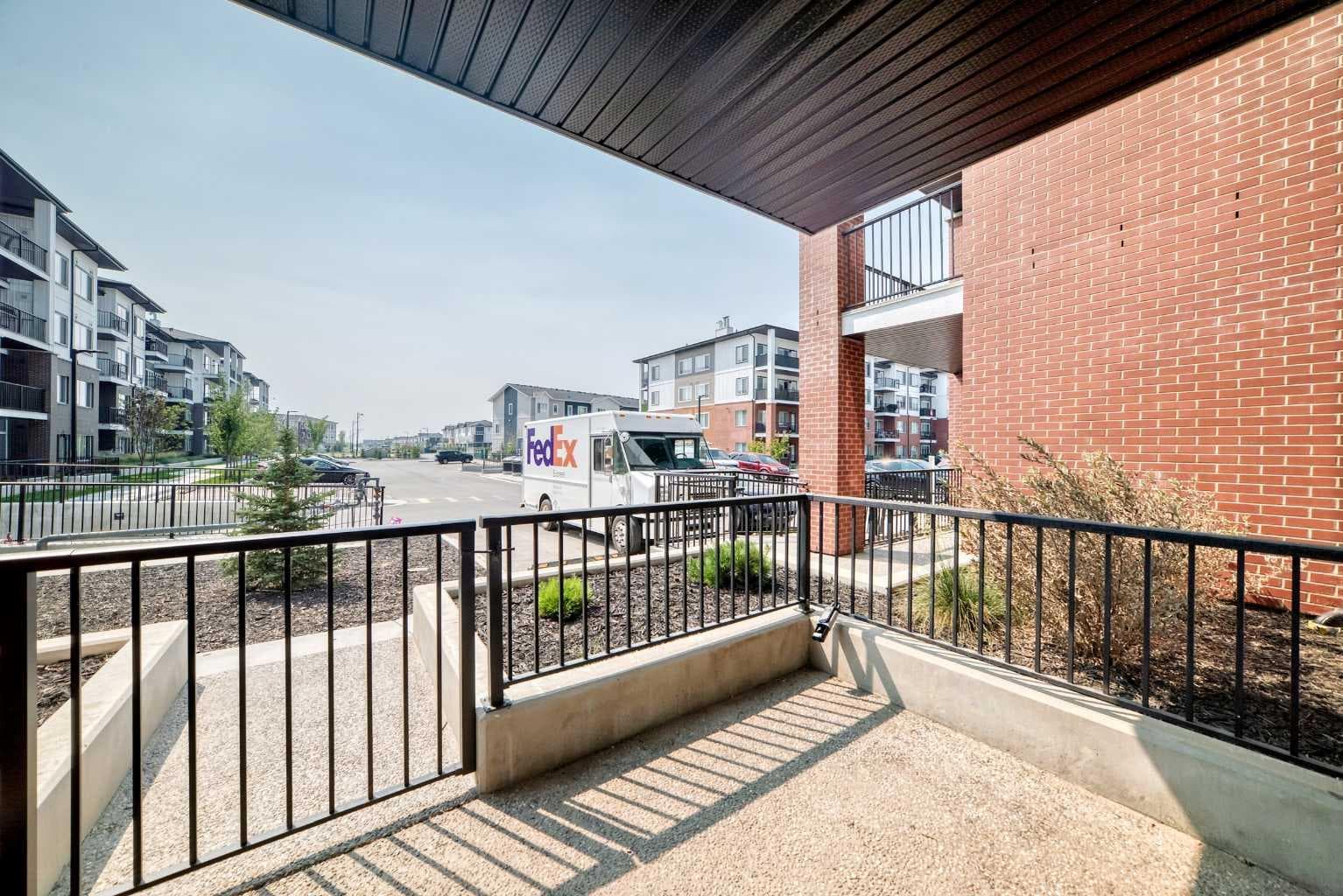 2110, 6 Merganser Drive W