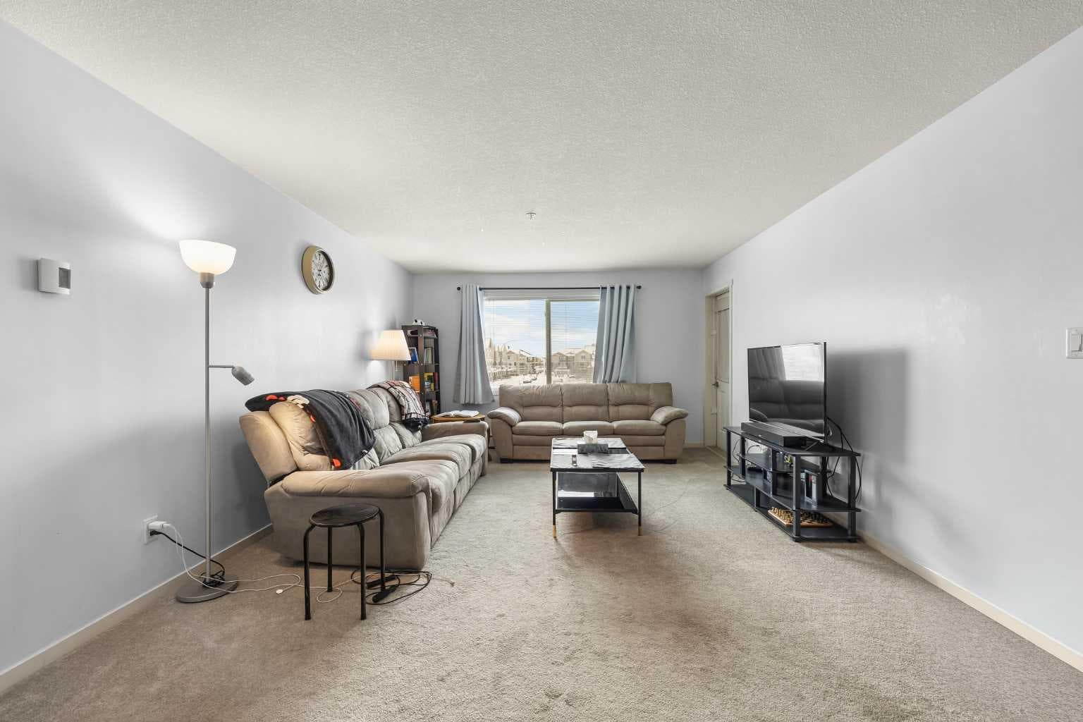 2210, 181 Skyview Ranch Manor NE