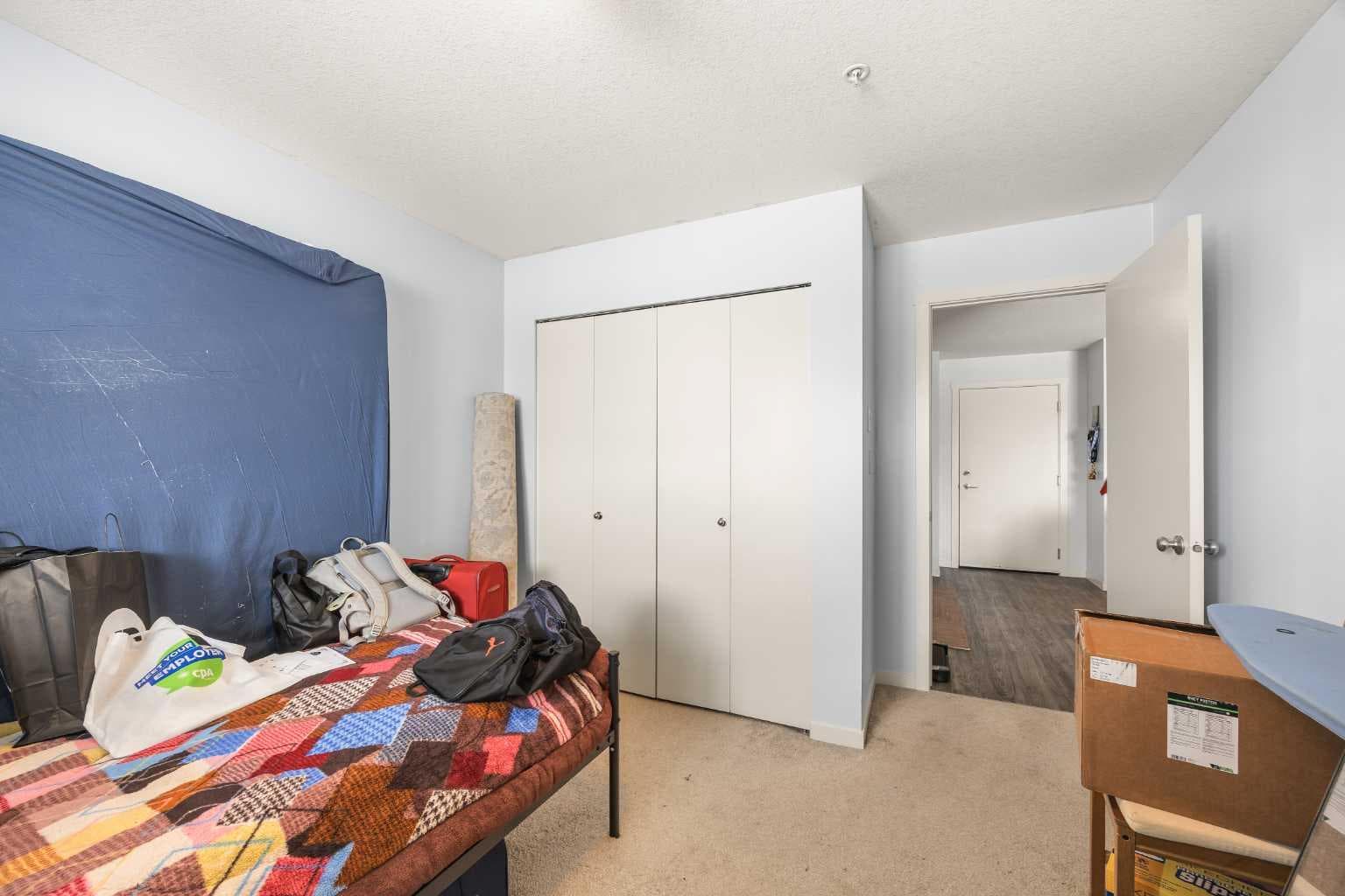 2210, 181 Skyview Ranch Manor NE