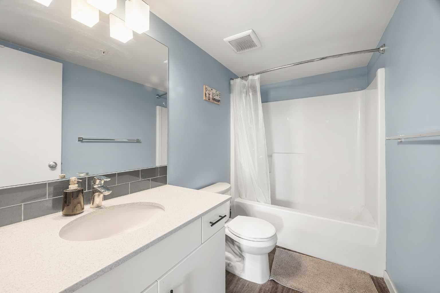 2210, 181 Skyview Ranch Manor NE