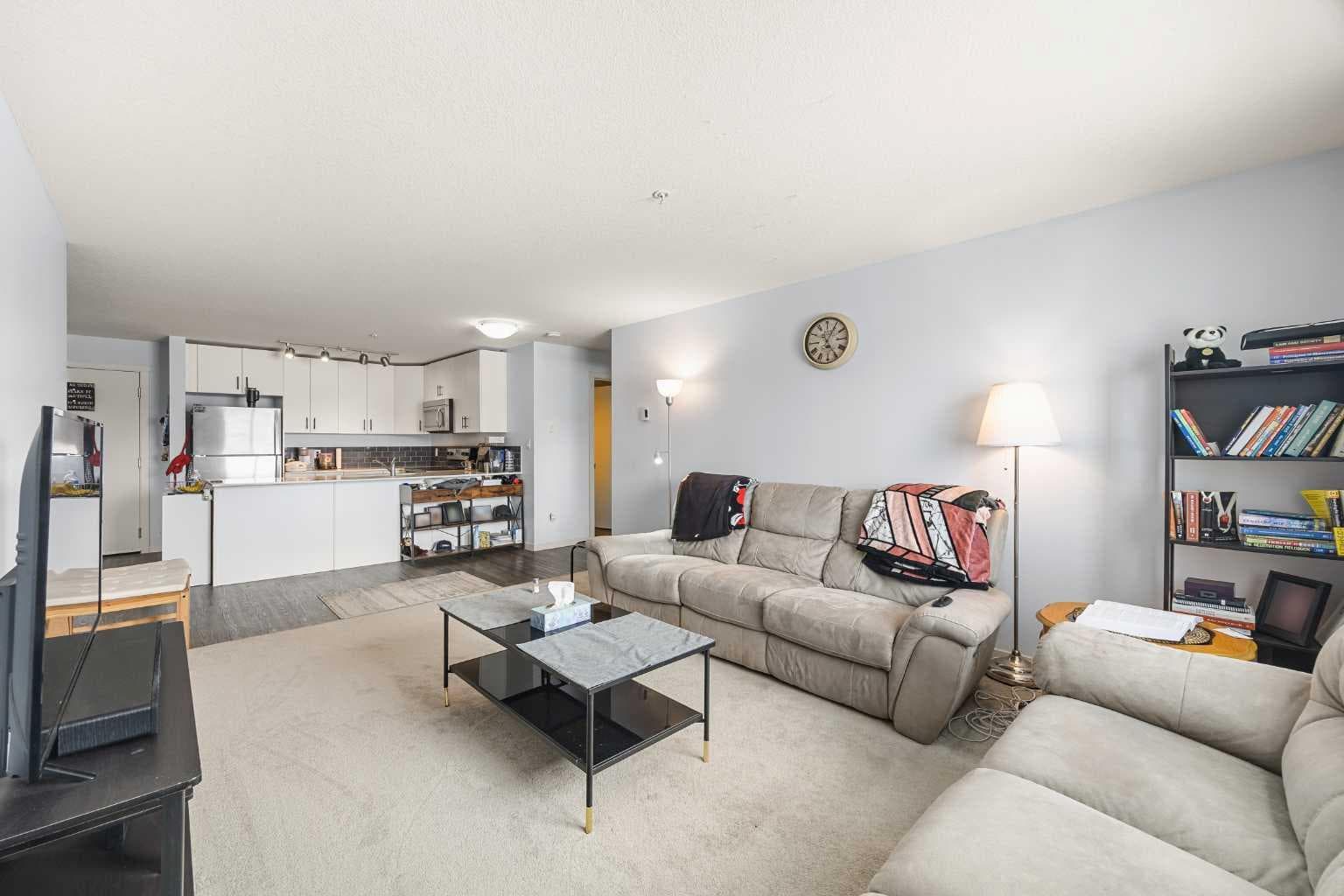 2210, 181 Skyview Ranch Manor NE