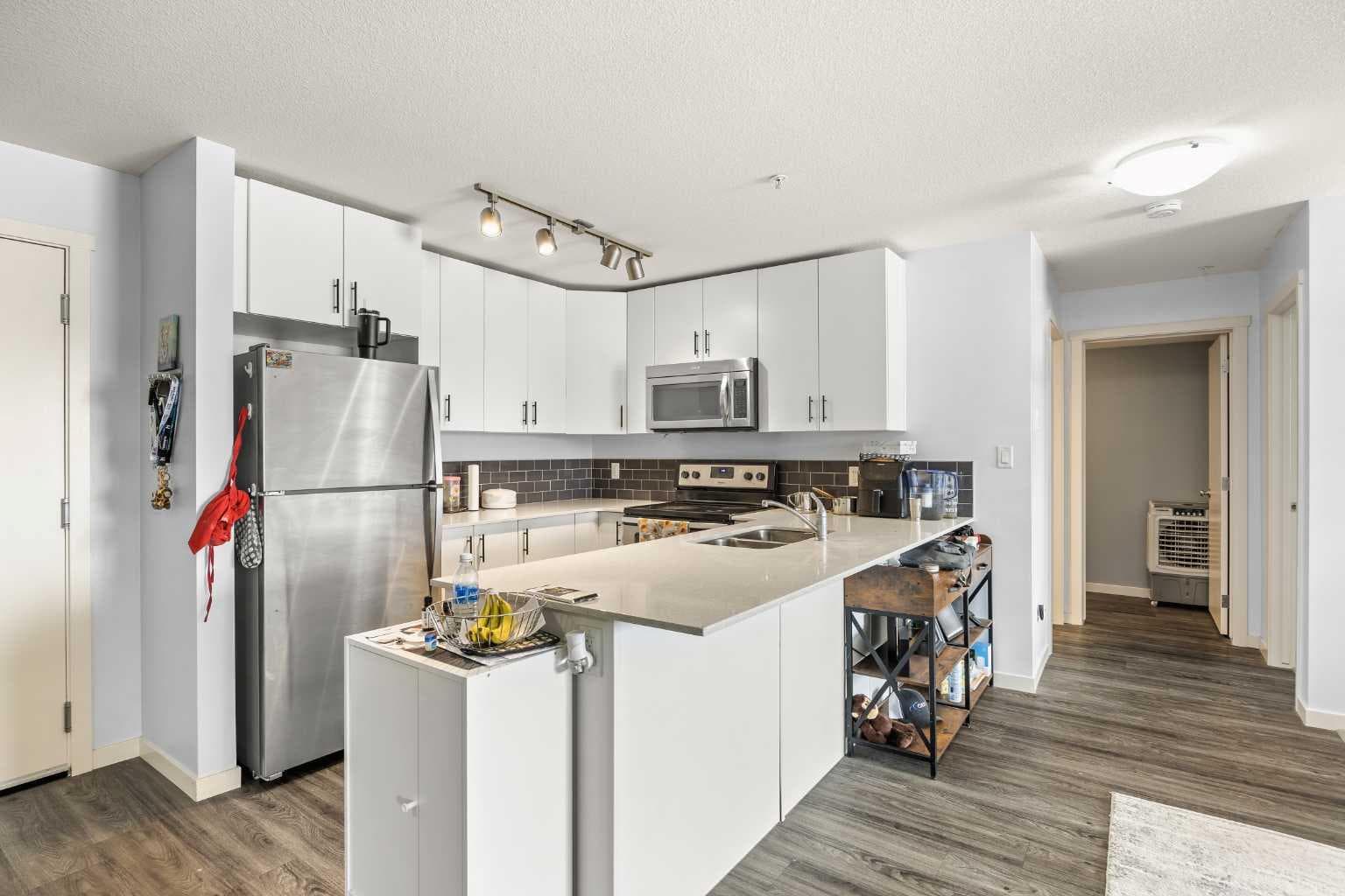 2210, 181 Skyview Ranch Manor NE
