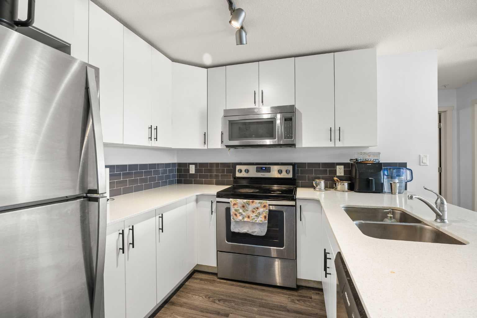 2210, 181 Skyview Ranch Manor NE