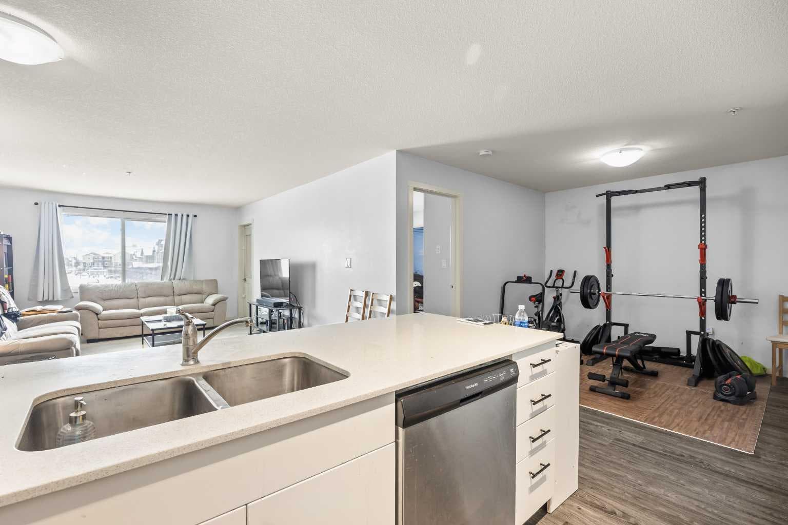 2210, 181 Skyview Ranch Manor NE