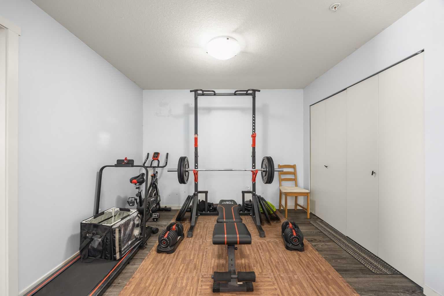 2210, 181 Skyview Ranch Manor NE
