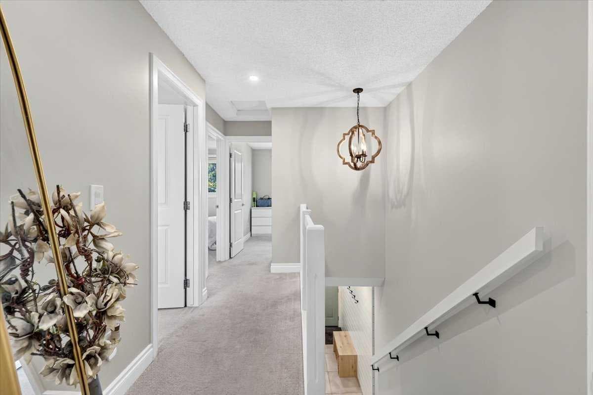 75 Shawglen Way SW