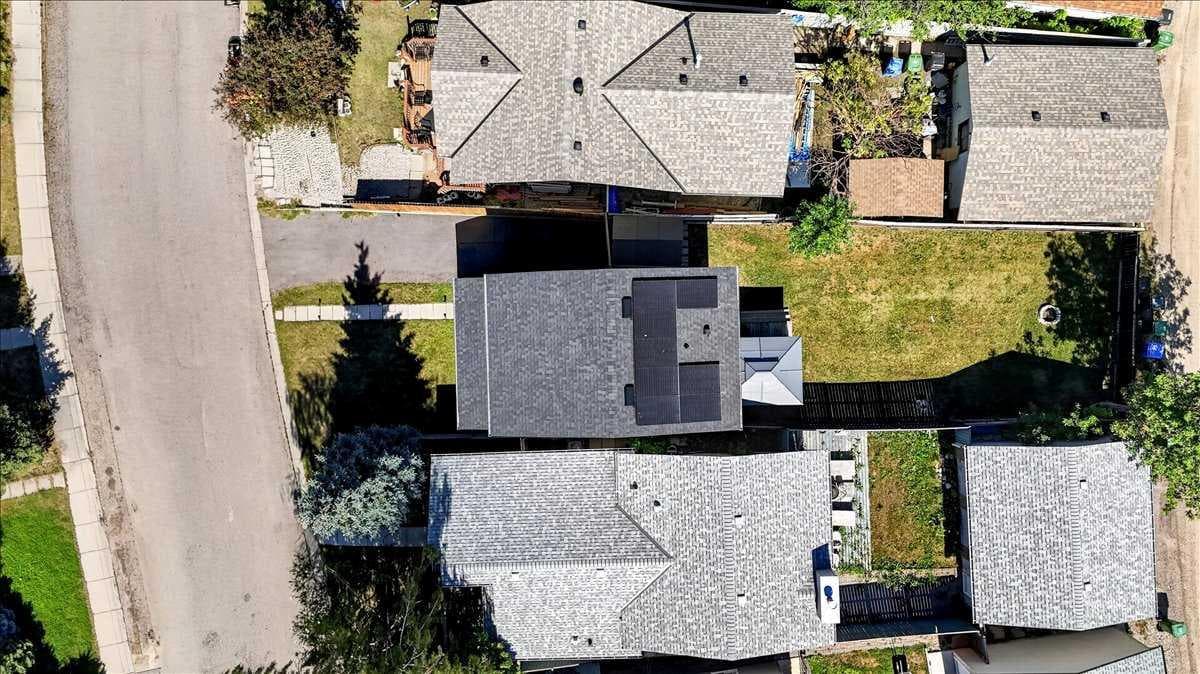 75 Shawglen Way SW