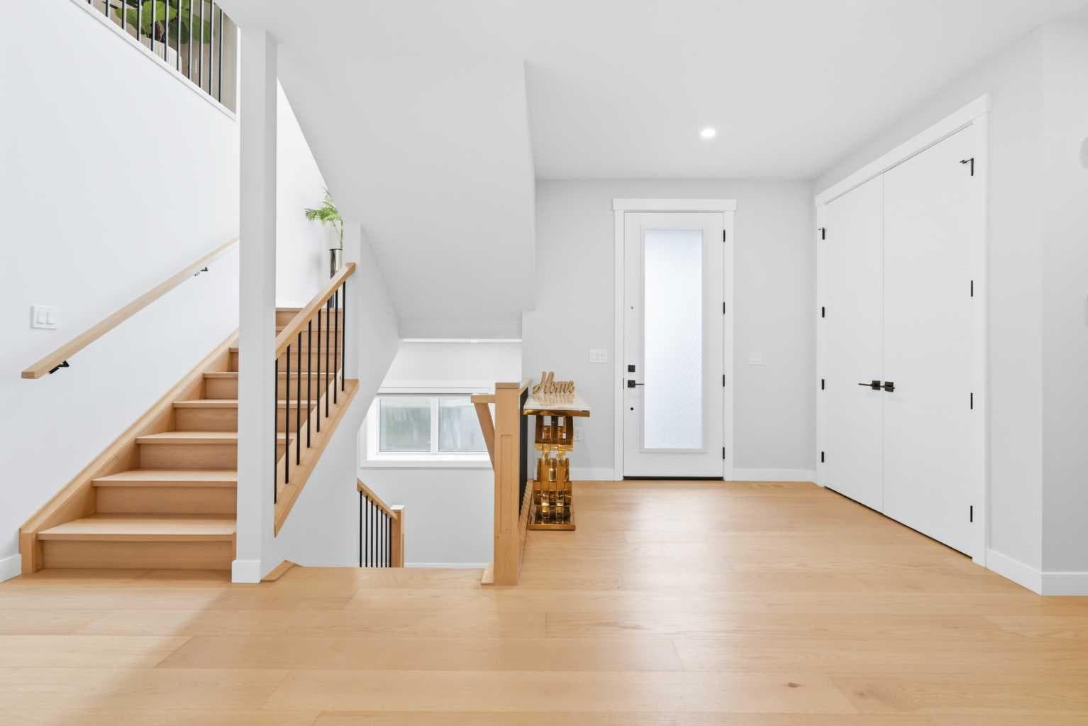 105 Rockhaven Green NW