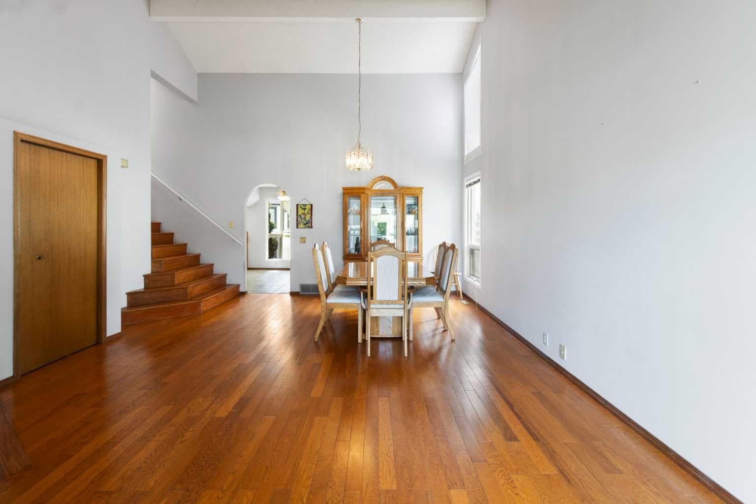 32 Del Rio Place NE